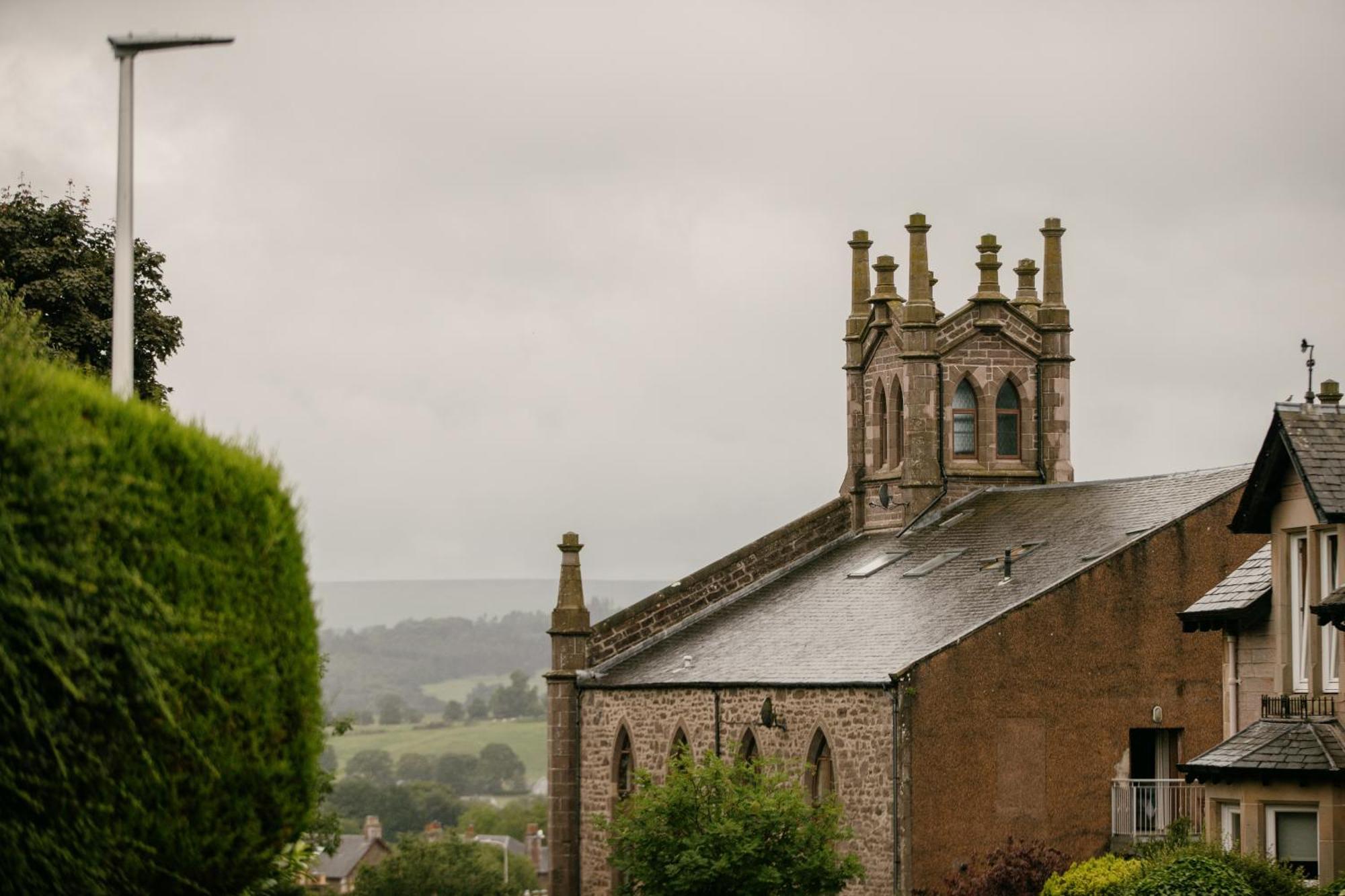 The Church Tower Crieff Extérieur photo