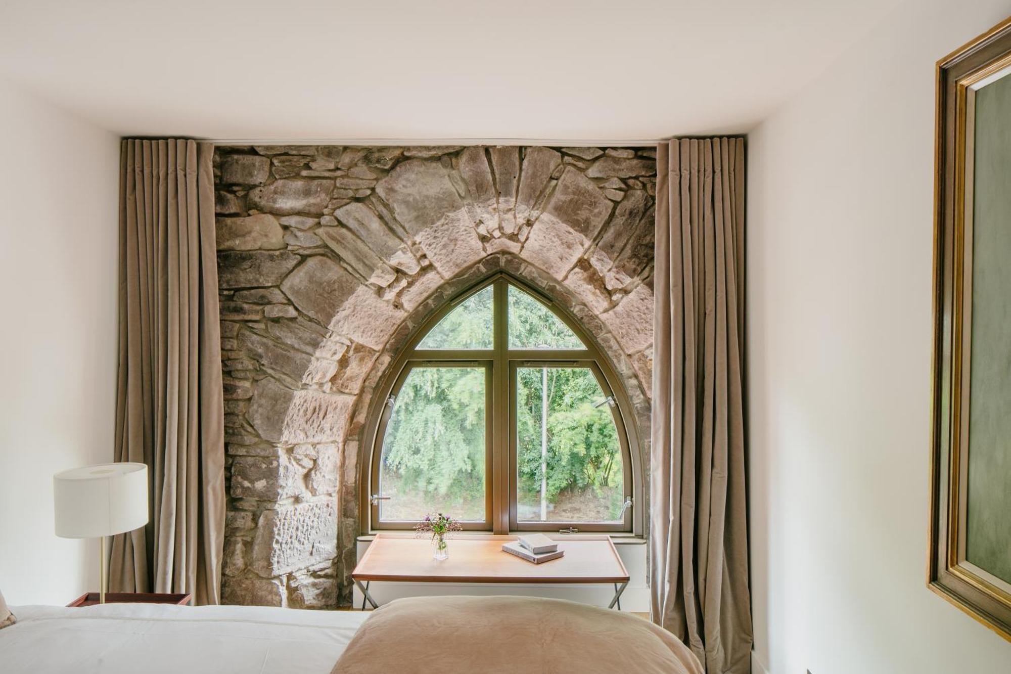 The Church Tower Crieff Extérieur photo